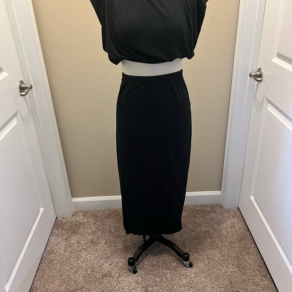 Plus Size 2 Piece Skirt Set - Picture 3 of 5